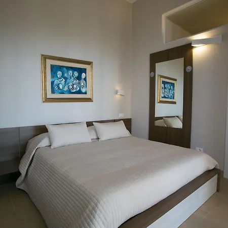 Villa Temenos By Ortigiaapartments
